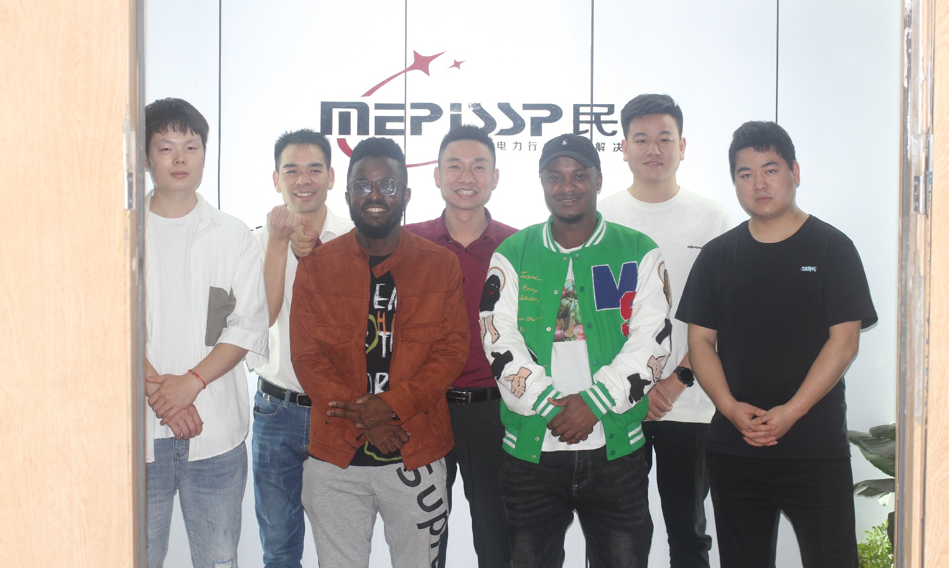 �ͻ�����