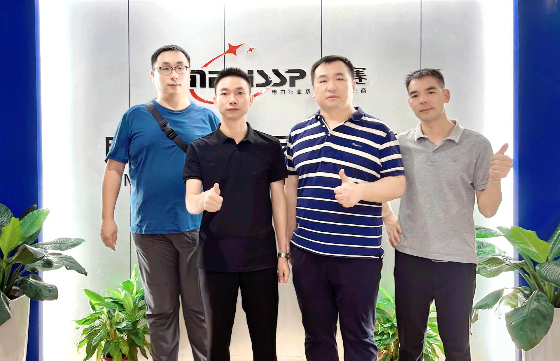 �ͻ�����