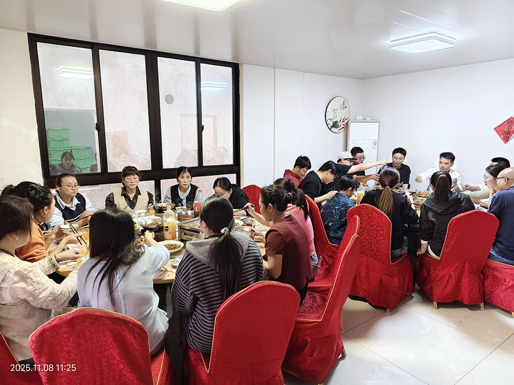 �������ͥ�۲�����